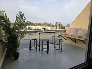 Outdoor dining - THETIS - Studio Héliopolis D 35 - Luxury - 2 people (AGDE)