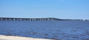 Beach - Bay Cottage: Walk to Beach & Town (Bay St. Louis)