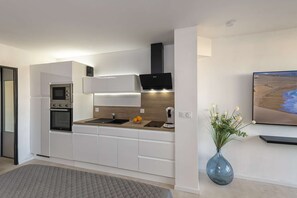 Unclassified image, 3 of 6, button - PRELUDE - Studio Héliopolis D 43 - Luxury - 2 people (AGDE)