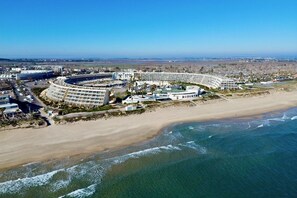 Unclassified image, 2 of 9, button - Studio Héliopolis D 59 - 4 people (AGDE)