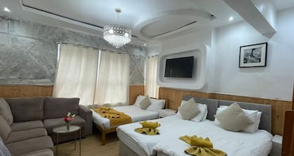 Deluxe Room with attached bathroom in Blackpool-Families and couples only