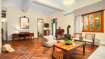 Smart TV, video games