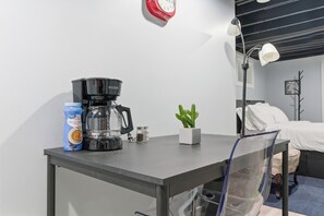 1 bedroom, iron/ironing board, WiFi
