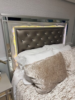 Luokittelematon kuva, 2 kautta 14, painike