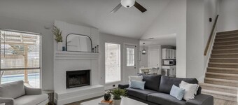 5BR Pool Villa | Water Volleyball | Cinema | 20 mins from Dallas