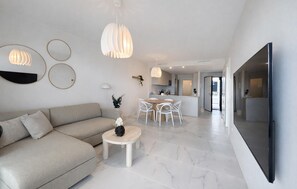 living-room - Nice apartment in Torrevieja (Torrevieja)
