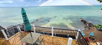 🌅 M22 Beach House | Private Beach | Million Dollar Island Views ➠ 7633