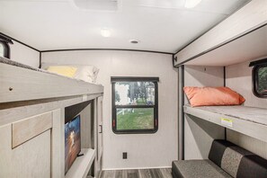 1 bedroom, free WiFi, bed sheets - 🌅 M22 Cozy Camper | Private Beach | Million Dollar Island Views ➠ 7633 (Traverse City)