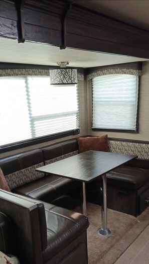 Immagine non classificata, 4 di 7, pulsante