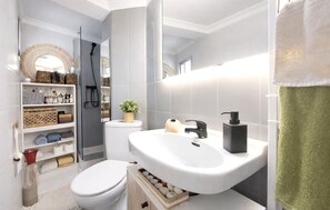 Shower - 2 bedroom cozy apartment in Sueca (Sueca)