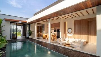 Superior Villa, Balcony, Garden View