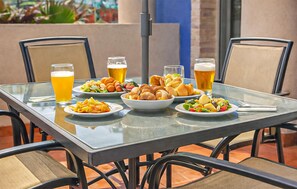 Outdoor dining - Nice home in La Manga (San Javier)