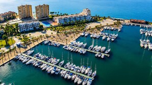 Marina/club náutico