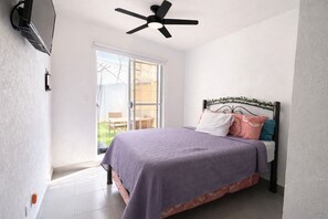 2 chambres, fer et planche à repasser, accès Internet, draps fournis