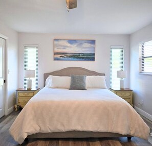 3 bedrooms, iron/ironing board - Coastal Peace-Private Saltwater Pool 3-Bedroom Retreat (Cape Coral)