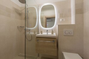 Shower - Villa Ljuba (Istria - Pićan) (Pićan)