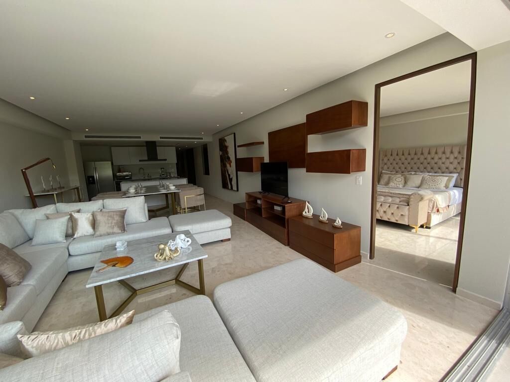 Smart TV, foosball, table tennis