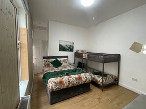 Unclassified image, 5 of 9, button - Family Bedroom with Attached Bathroom in Blackpool-Families and Couples Only (Blackpool)