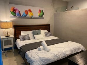 1 bedroom, iron/ironing board, travel cot, WiFi - Condado Beach 1BR AC Wi-Fi Best Location (Condado)