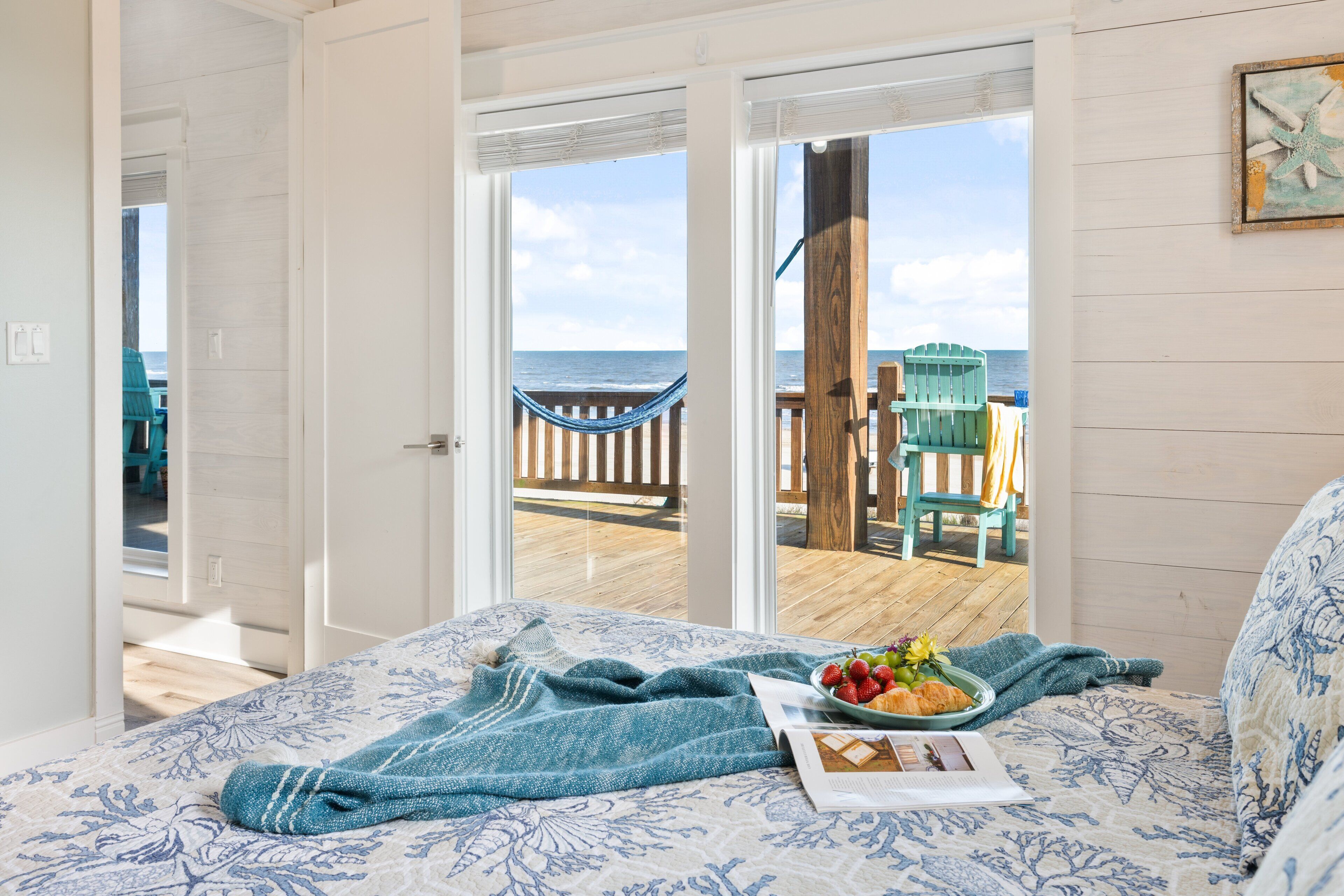 4 bedrooms, desk, free WiFi, bed sheets