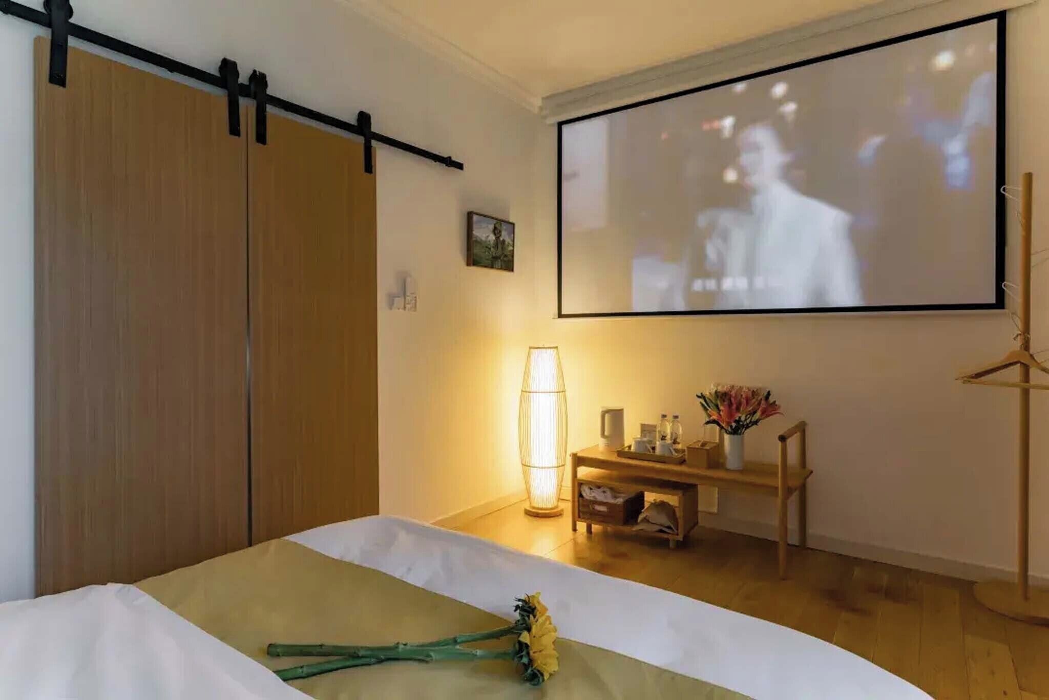 高級雙人房 | 迷你吧、遮光窗簾/窗簾、隔音、熨斗/熨衫板