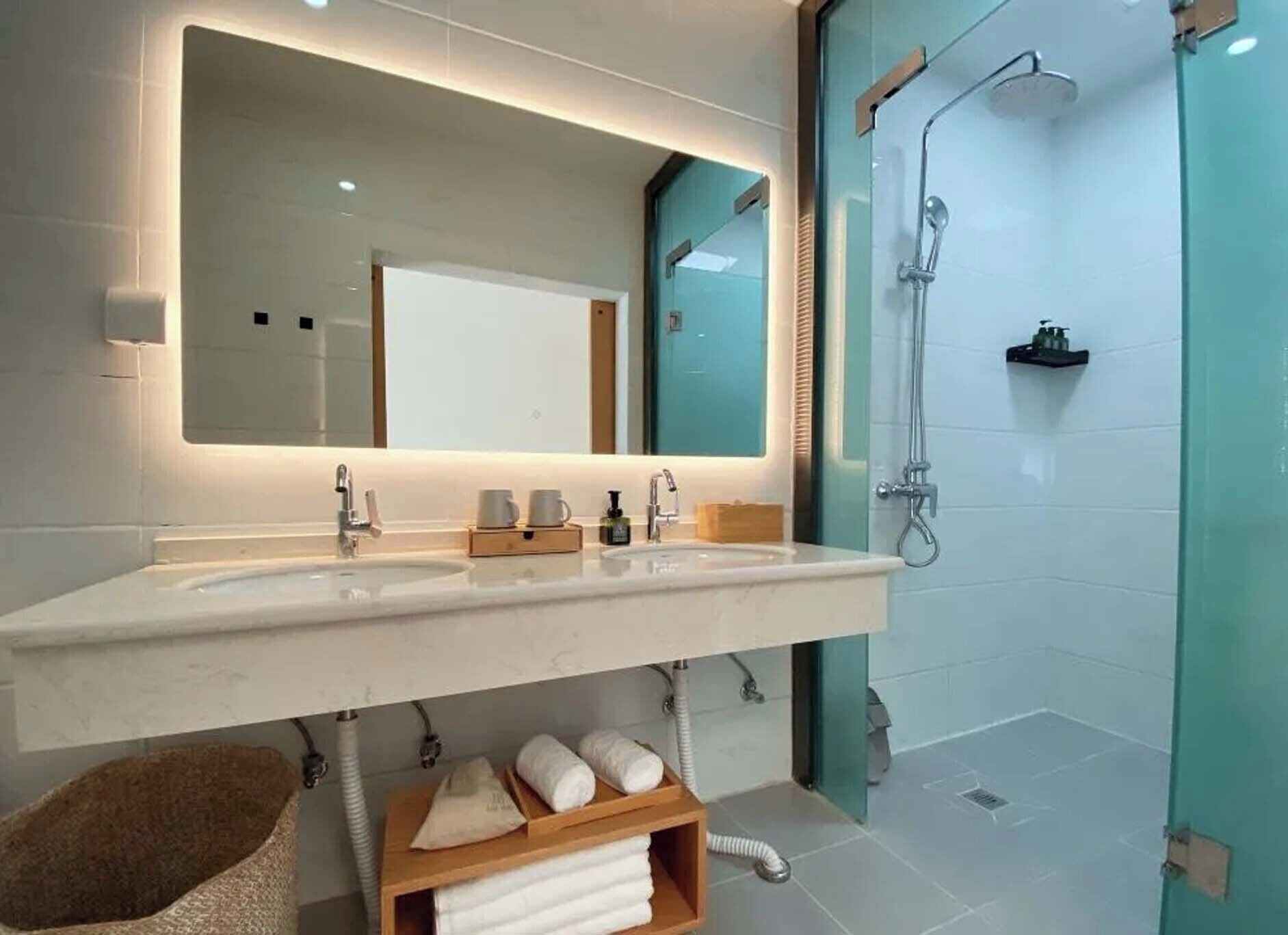 Family Suite | Bilik Mandi | Kelengkapan dandanan diri percuma, pengering rambut, selipar 