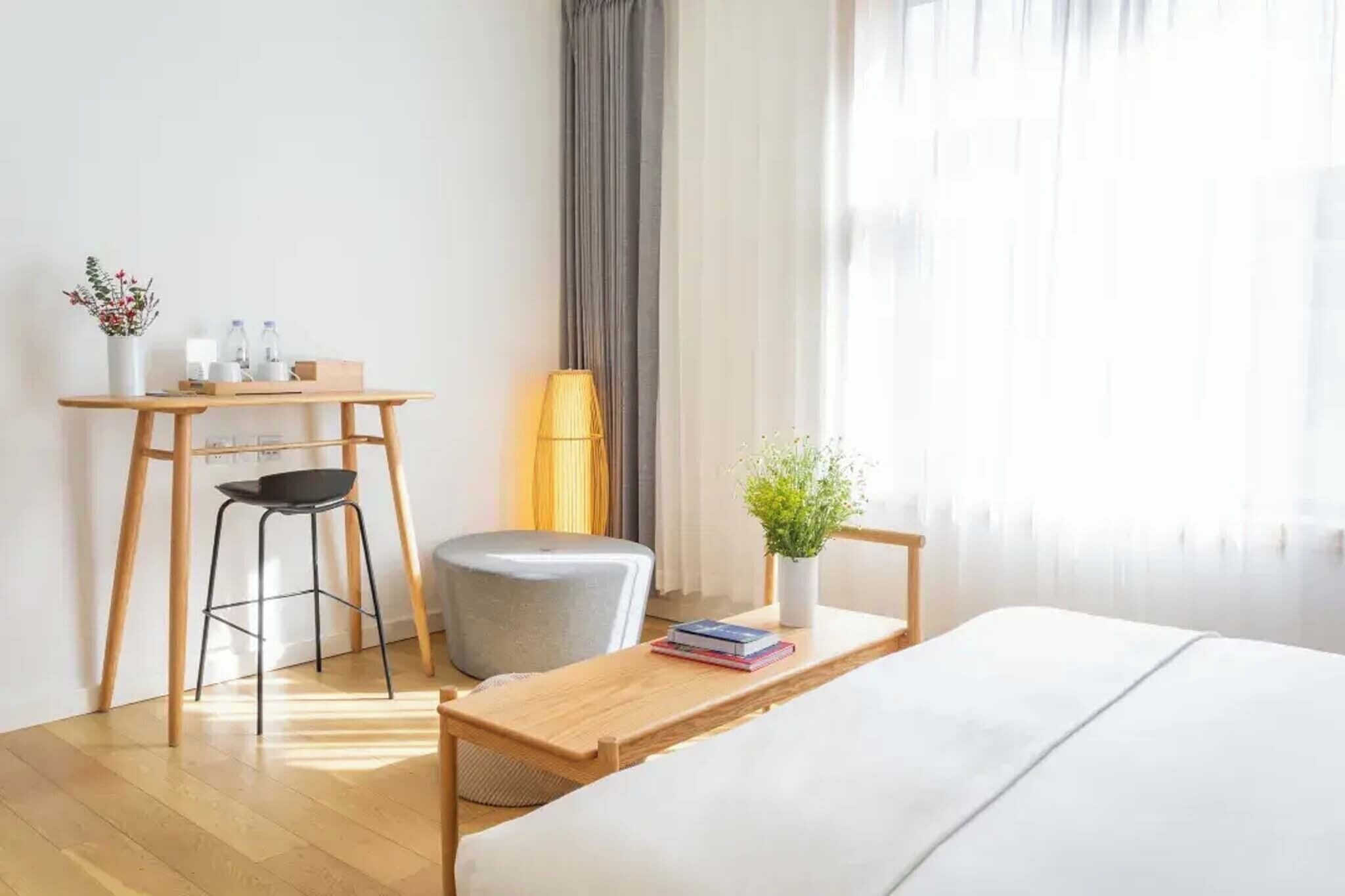 Classic Double Room | Minibar, blackout curtains, soundproofing, iron/ironing board