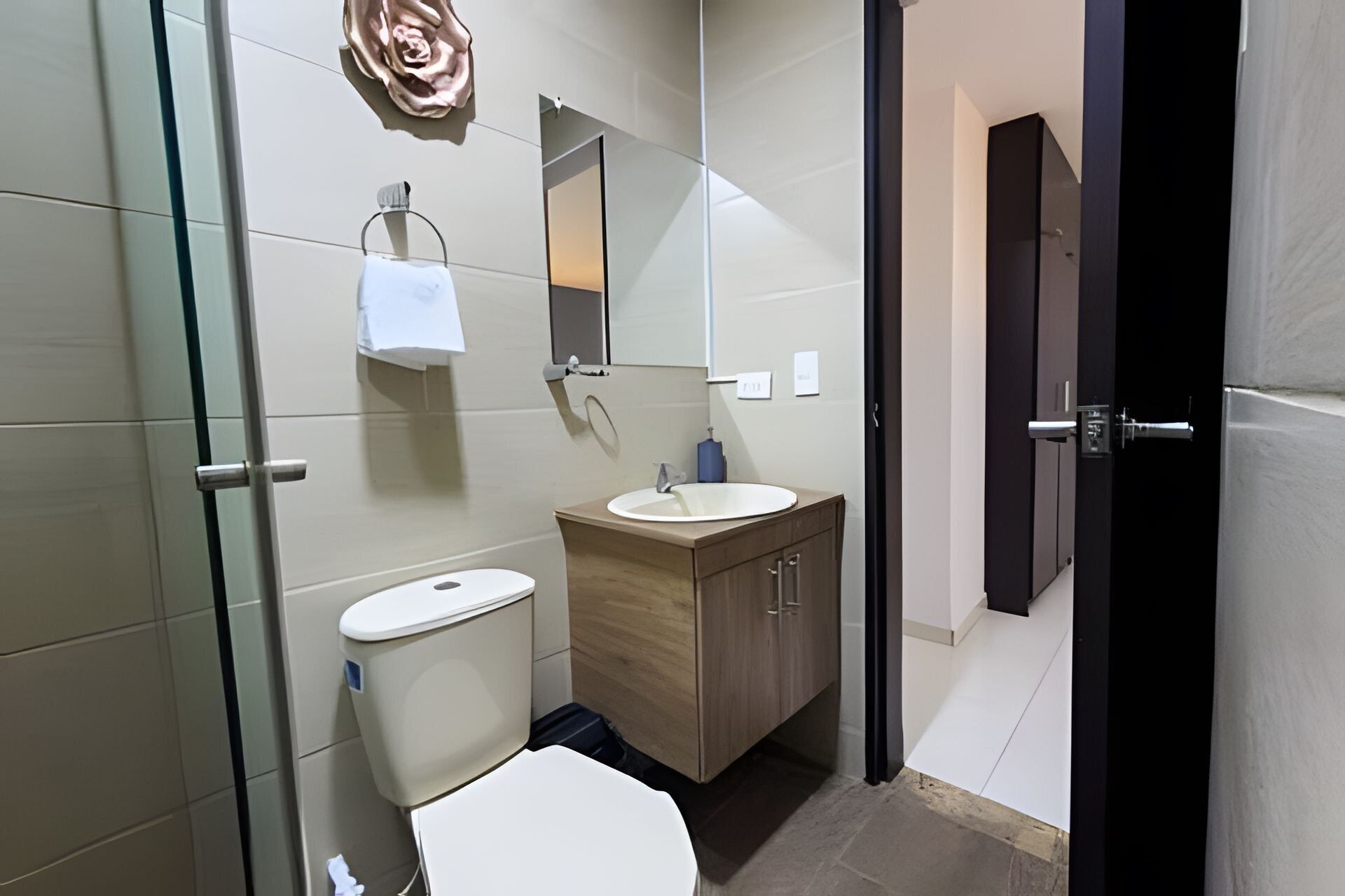 Apartment | Bathroom