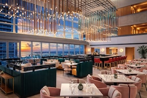 Exterior - RS Suites - The AKA Residence (Miami)