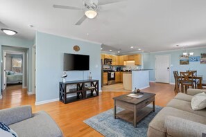 Unclassified image, 4 of 36, button