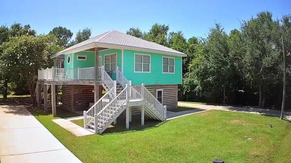 Unclassified image, 1 of 38, button - Peaceful Retreat, Close to the Beach (Pass Christian)