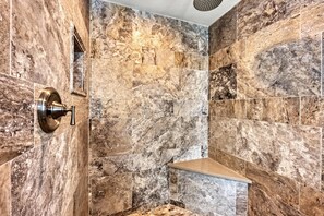 Shower, hair dryer, towels - Sandy Feet Retreat | Pool, Spa, Steps to Siesta Beach & Village (Sarasota)