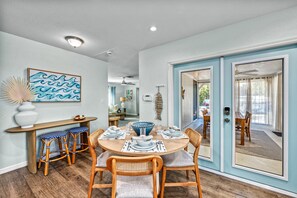 Dining - Sandy Feet Retreat | Pool, Spa, Steps to Siesta Beach & Village (Sarasota)
