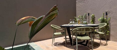 Khu ẩm thực ngoài trời