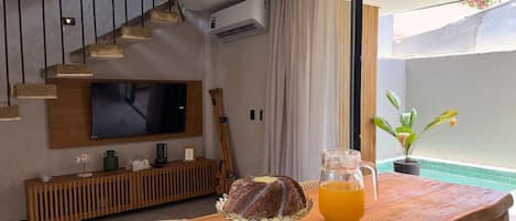 Comfort Villa | Dining