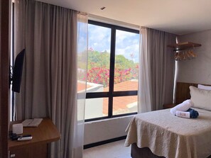 Desk, free WiFi - MHV Milagres - Nini Boutique Residence (São Miguel dos Milagres)