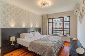 1 bedroom, desk, iron/ironing board, WiFi