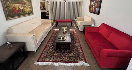 Royalty Stays
2-bedroom apartment in gorgeous Karachi with AC and fitness room