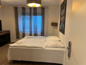 3 bedrooms, internet