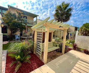 Luokittelematon kuva, 4 kautta 22, painike