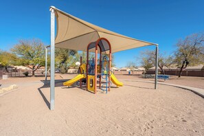 Children’s area - Silverbell Oasis: Close to Gem Show & Downtown (Tucson)