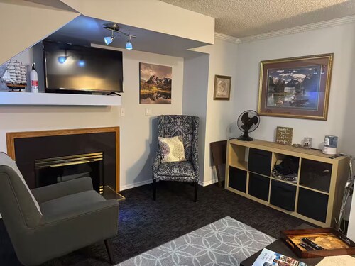Cozy Suite in the heart of Calgary #BL232826