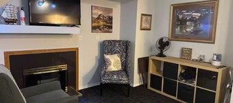 Cozy Suite in the heart of Calgary #BL232826