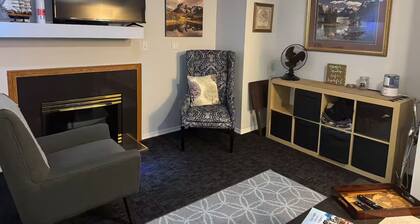 Cozy Suite in the heart of Calgary #BL232826