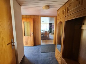 Interior - Heimelige Ferienwohnung im Naturpark Diemtigtal by Interhome (Schwenden)