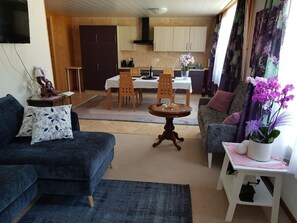 TV - Heimelige Ferienwohnung im Naturpark Diemtigtal by Interhome (Schwenden)