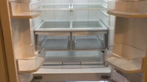 Unclassified image, 3 of 6, button - Quiet Apt. close to Okemo and Killington.  Off Rt. 7 with private driveway. (Wallingford)