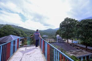 Imagen sin descripción, 2 de 77, botón