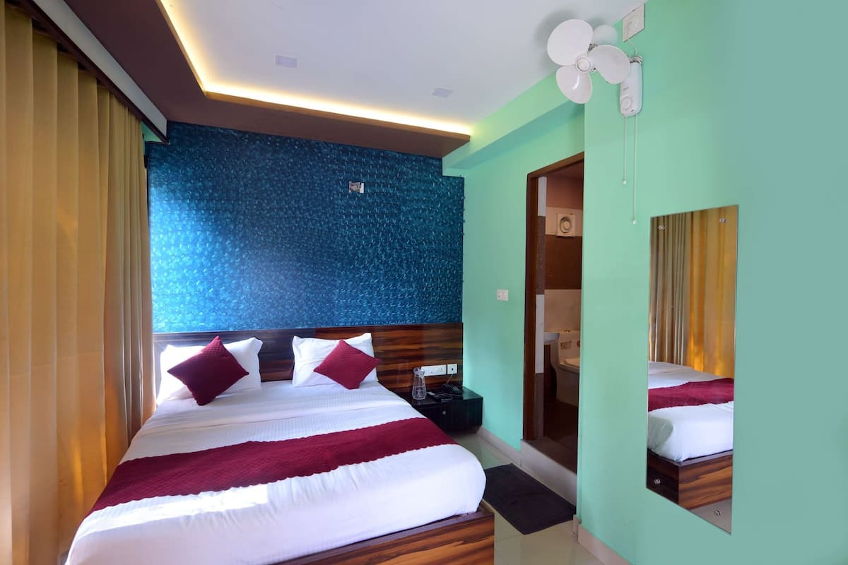 豪華雙人房, 花園景 | 手提電腦工作空間、熨斗/熨衫板、免費 Wi-Fi