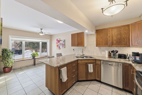 Total Tranquility in a country setting. Pet friendly